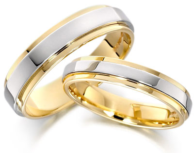    Wedding Rings on Wedding Rings